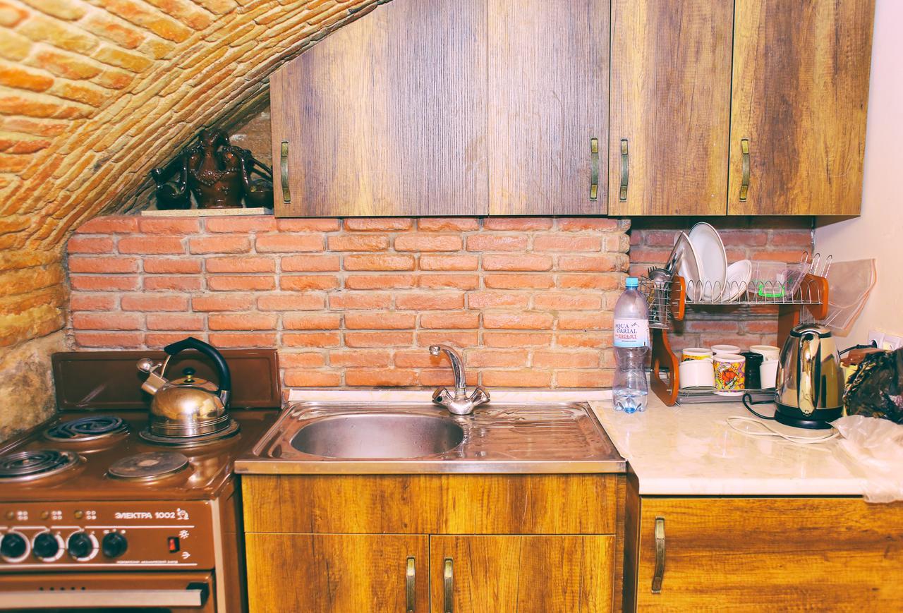 Guest House Kakabadzeebi 9 Tbilisi Bagian luar foto